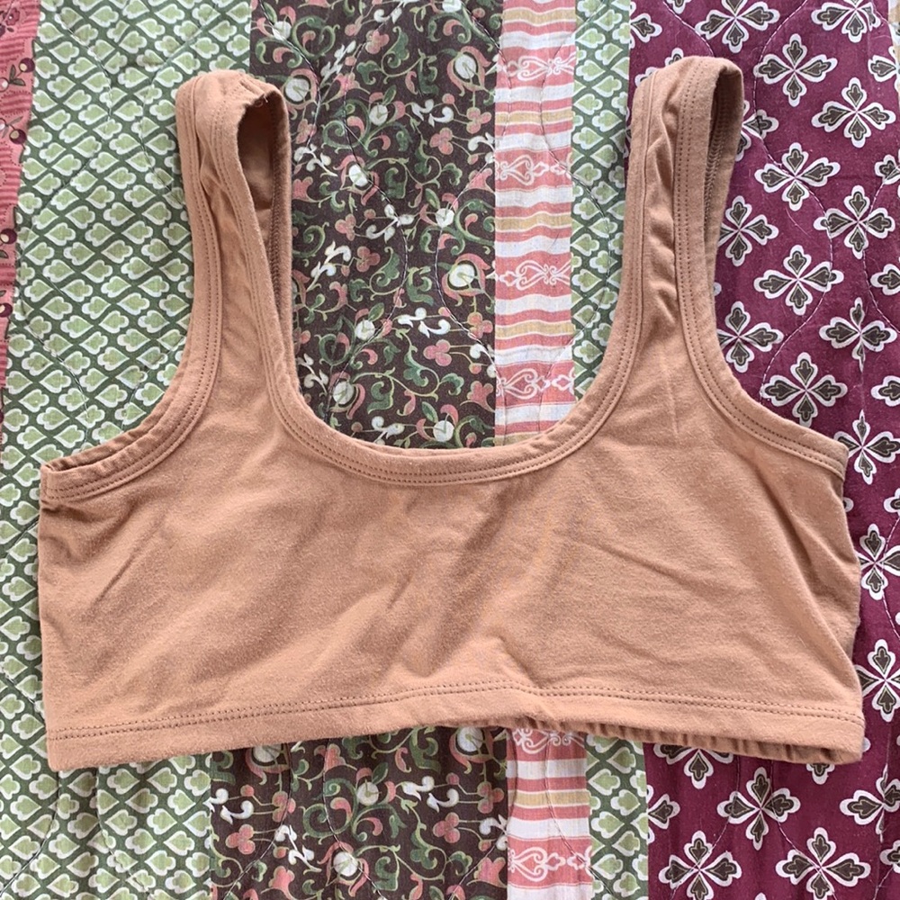 ARQ wide strap bra large